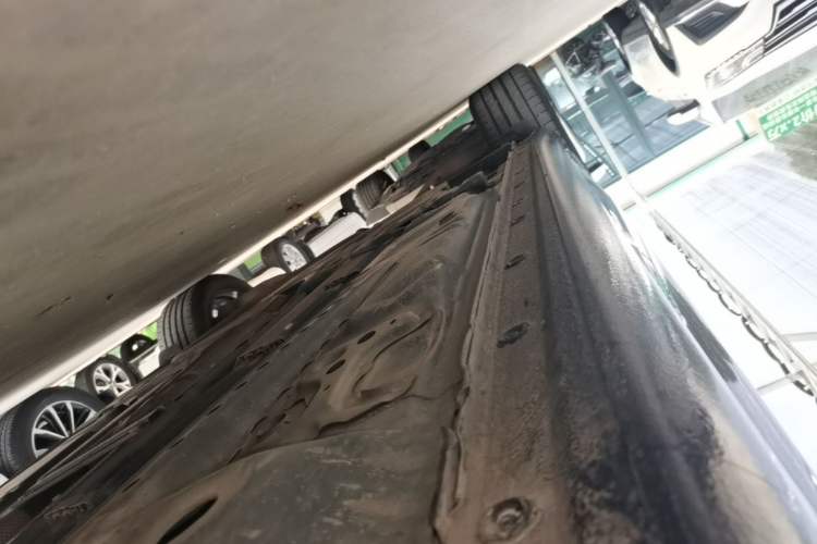 Used Chevrolet Malibu XL 2022 Redline 550T Automatic RuiLian Edition Right Side Sill