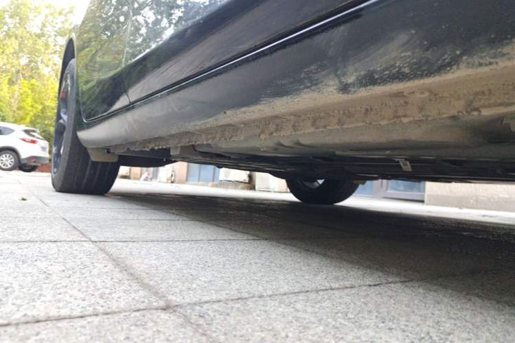 Used Chevrolet Malibu XL 2022 Redline 550T Automatic Sport Edition Right Side Sill