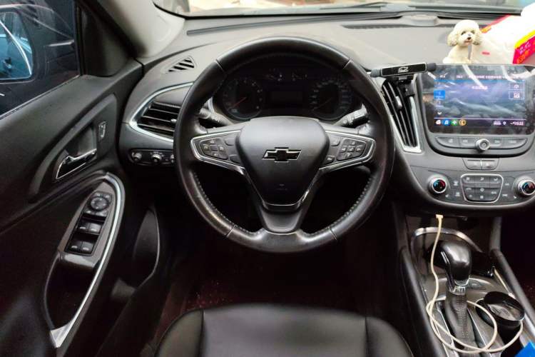 Used Chevrolet Malibu XL 2022 535T Automatic Sport Edition Steering Wheel