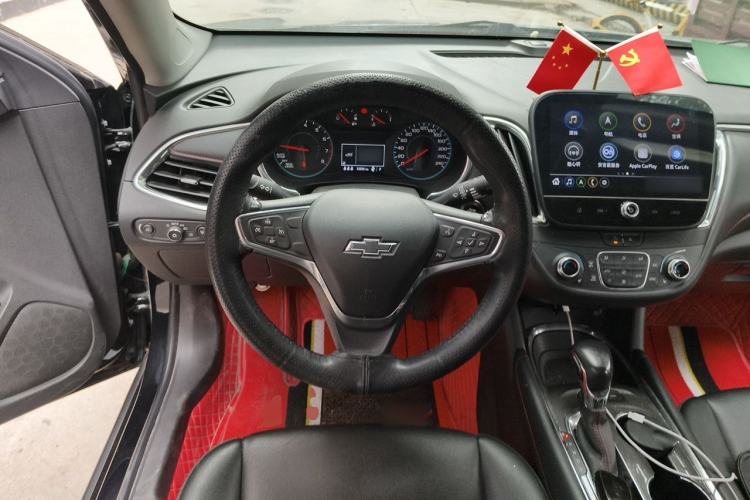 Used Chevrolet Malibu XL 2022 Redline 550T Automatic Sport Edition Steering Wheel