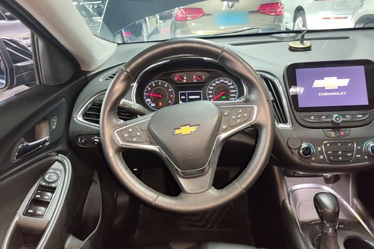 Used Chevrolet Malibu XL 2022 535T Automatic Sport Edition Steering Wheel