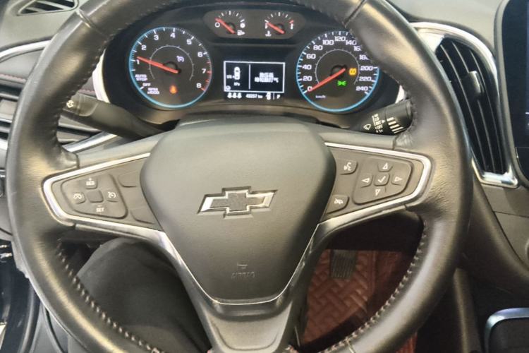 Used Chevrolet Malibu XL 2022 Redline 550T Automatic Sport Edition Steering Wheel
