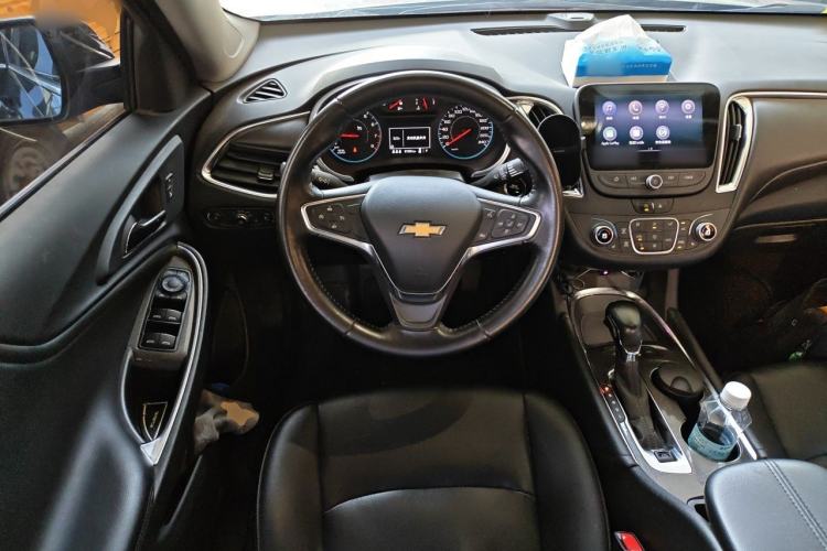 Used Chevrolet Malibu XL 2022 535T Automatic Sport Edition Steering Wheel