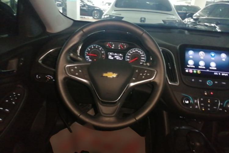 Used Chevrolet Malibu XL 2022 535T Automatic Sport Edition Steering Wheel