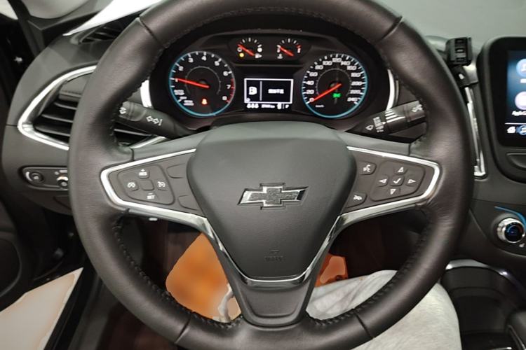 Used Chevrolet Malibu XL 2022 535T Automatic Sport Edition Steering Wheel
