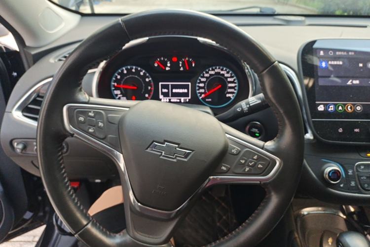 Used Chevrolet Malibu XL 2022 Redline 550T Automatic Sport Edition Steering Wheel
