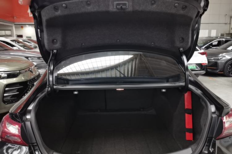 Used Chevrolet Malibu XL 2022 Redline 550T Automatic RuiLian Edition Trunk