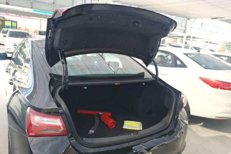 Used Chevrolet Malibu XL 2022 Redline 550T Automatic RuiLian Edition Trunk