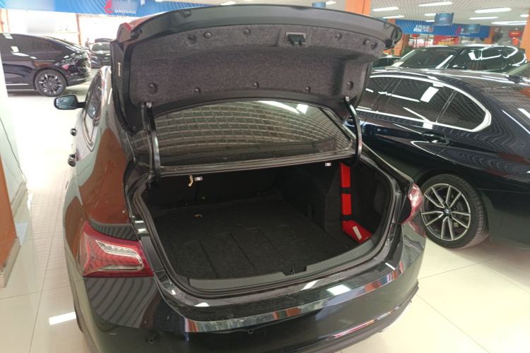 Used Chevrolet Malibu XL 2022 Redline 550T Automatic Sport Edition Trunk