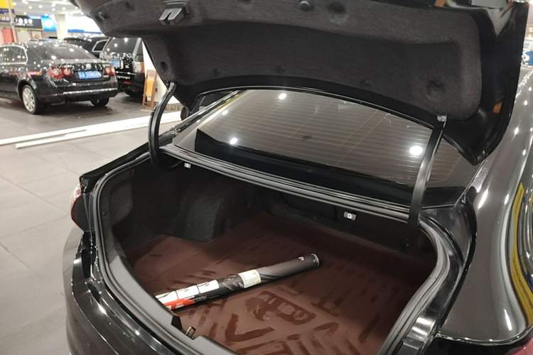 Used Chevrolet Malibu XL 2022 535T Automatic Sport Edition Trunk