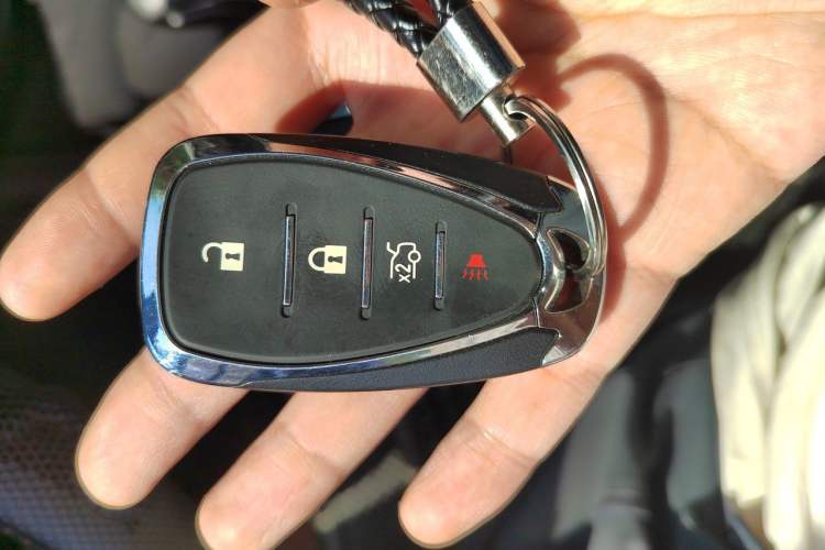 Used Chevrolet Malibu XL 2022 Redline 550T Automatic Sport Edition Vehicle Key