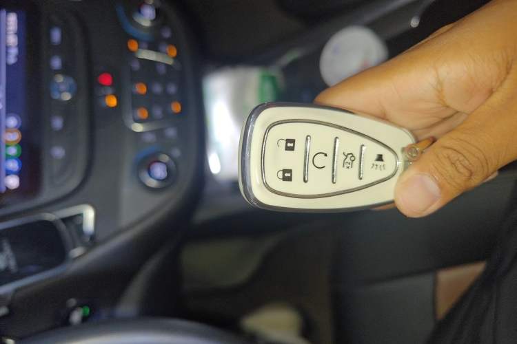 Used Chevrolet Malibu XL 2022 535T Automatic RuiLian Edition Vehicle Key