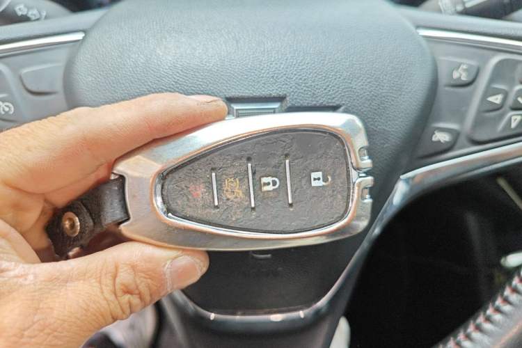 Used Chevrolet Malibu XL 2022 Redline 550T Automatic Sport Edition Vehicle Key