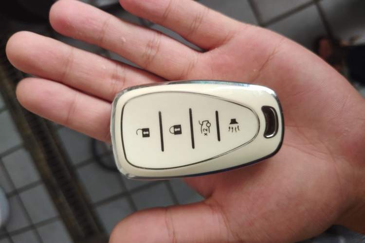 Used Chevrolet Malibu XL 2022 535T Automatic Sport Edition Vehicle Key