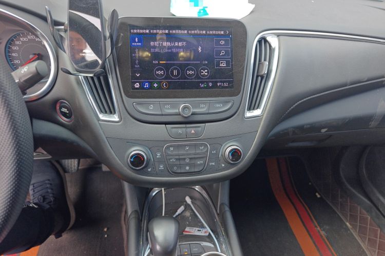 Used Chevrolet Malibu XL 2022 535T Automatic Sport Edition Audio And AC Panel