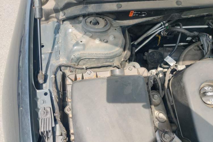 Used Chevrolet Malibu XL 2022 535T Automatic Sport Edition Engine Bay Right