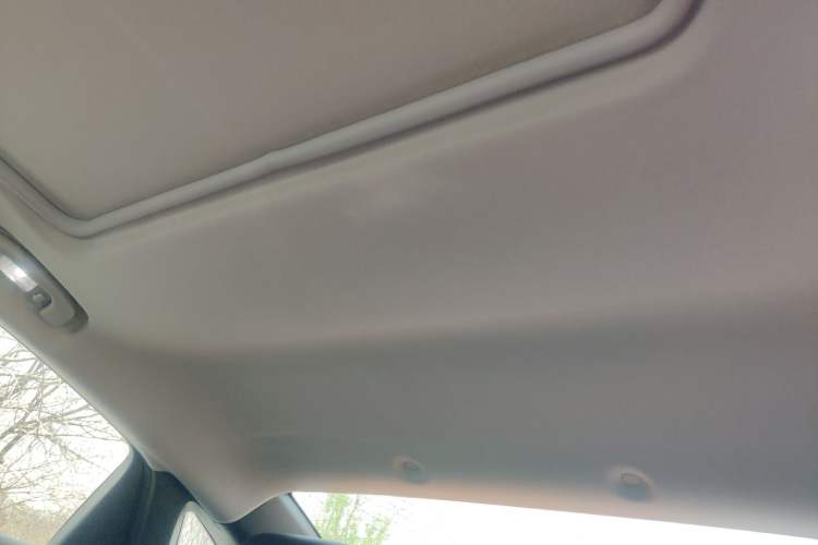 Used Chevrolet Malibu XL 2022 535T Automatic Sport Edition Headliner