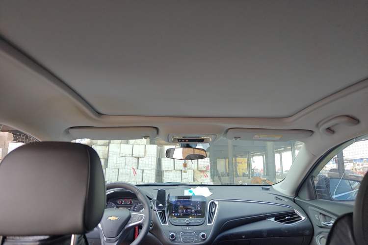 Used Chevrolet Malibu XL 2022 535T Automatic Sport Edition Headliner