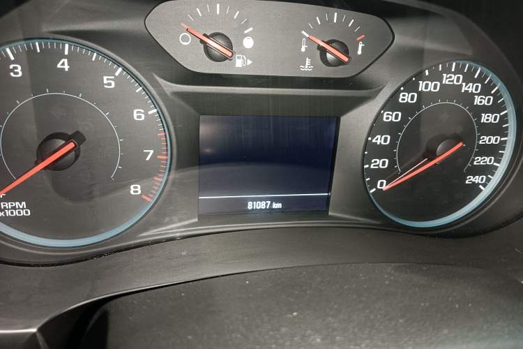 Used Chevrolet Malibu XL 2022 535T Automatic Sport Edition Odometer Close Up