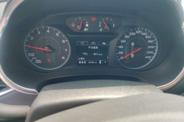 Used Chevrolet Malibu XL 2022 535T Automatic Sport Edition Odometer Close Up