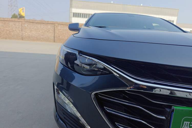 Used Chevrolet Malibu XL 2022 535T Automatic Sport Edition Right Front Headlight