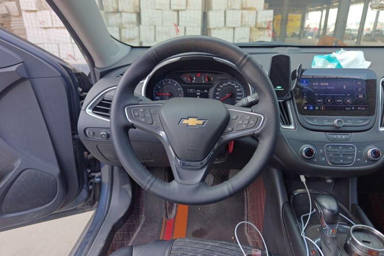 Used Chevrolet Malibu XL 2022 535T Automatic Sport Edition Steering Wheel
