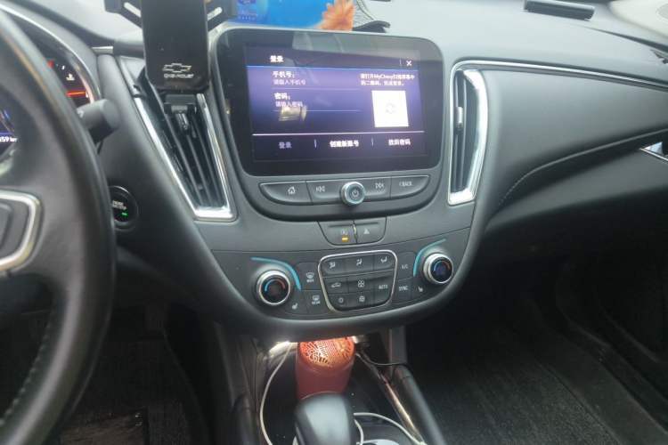 Used Chevrolet Malibu XL 2022 535T Automatic RuiLian Edition Audio And AC Panel