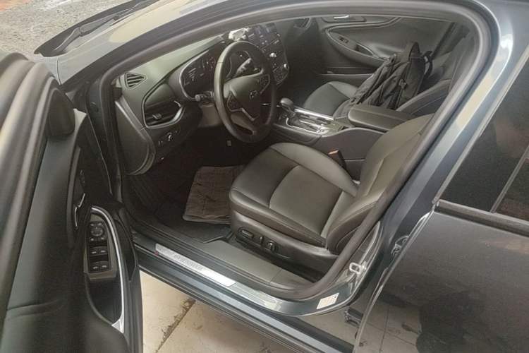 Used Chevrolet Malibu XL 2022 Redline 550T Automatic RuiLian Edition Driver Seat