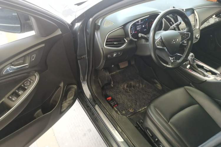 Used Chevrolet Malibu XL 2022 Redline 550T Automatic RuiLian Edition Driver Seat