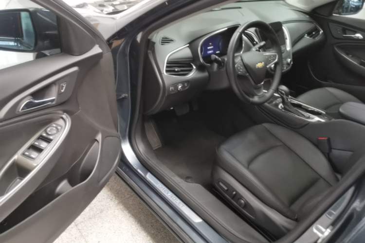Used Chevrolet Malibu XL 2022 535T Automatic RuiLian Edition Driver Seat