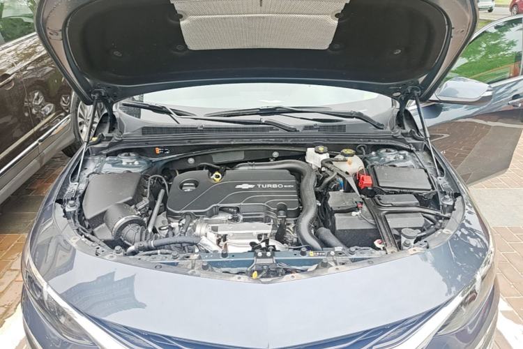 Used Chevrolet Malibu XL 2022 535T Automatic Sport Edition Engine Bay