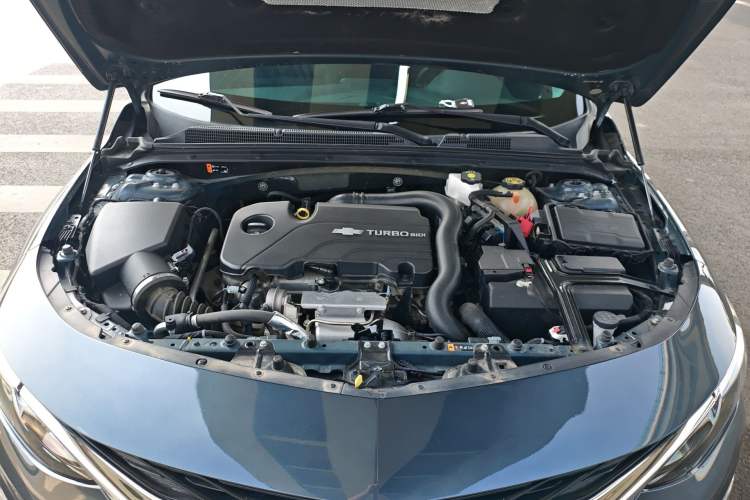 Used Chevrolet Malibu XL 2022 535T Automatic Sport Edition Engine Bay