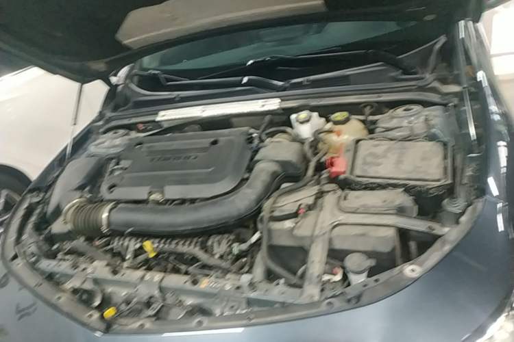 Used Chevrolet Malibu XL 2022 Redline 550T Automatic Smart Edition Engine Bay