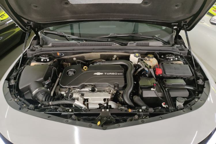 Used Chevrolet Malibu XL 2022 535T Automatic Sport Edition Engine Bay