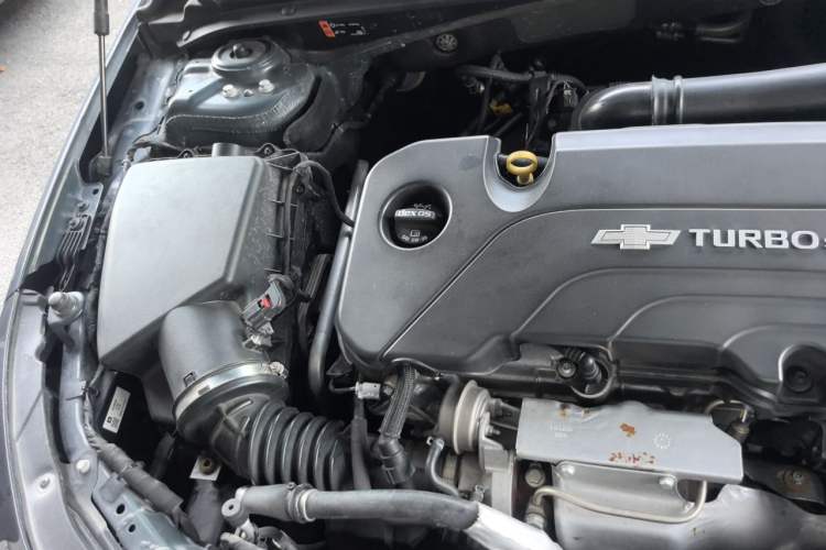 Used Chevrolet Malibu XL 2022 535T Automatic Sport Edition Engine Bay Right
