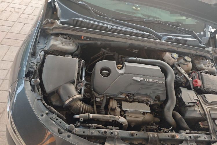 Used Chevrolet Malibu XL 2022 535T Automatic Sport Edition Engine Bay Right