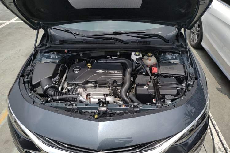 Used Chevrolet Malibu XL 2022 535T Automatic Sport Edition Engine Bay