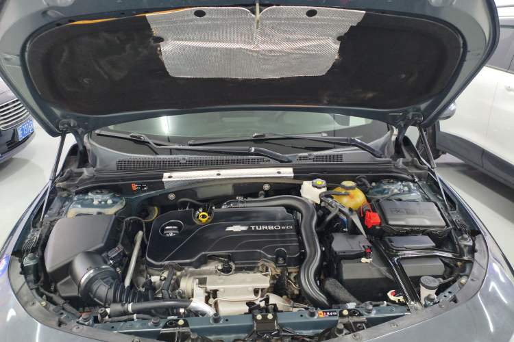 Used Chevrolet Malibu XL 2022 535T Automatic Sport Edition Engine Bay
