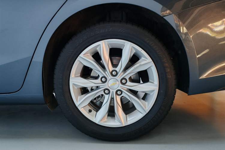 Used Chevrolet Malibu XL 2022 535T Automatic Sport Edition Exterior 6