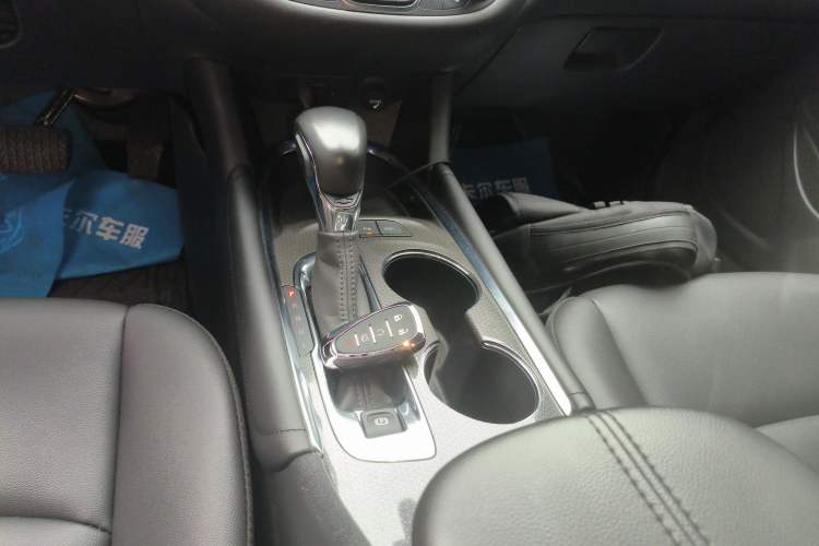Used Chevrolet Malibu XL 2022 535T Automatic RuiLian Edition Gear Lever