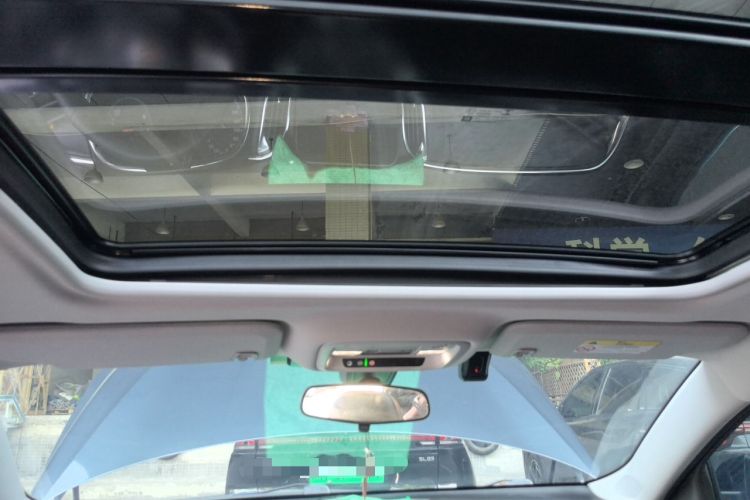 Used Chevrolet Malibu XL 2022 535T Automatic Sport Edition Headliner