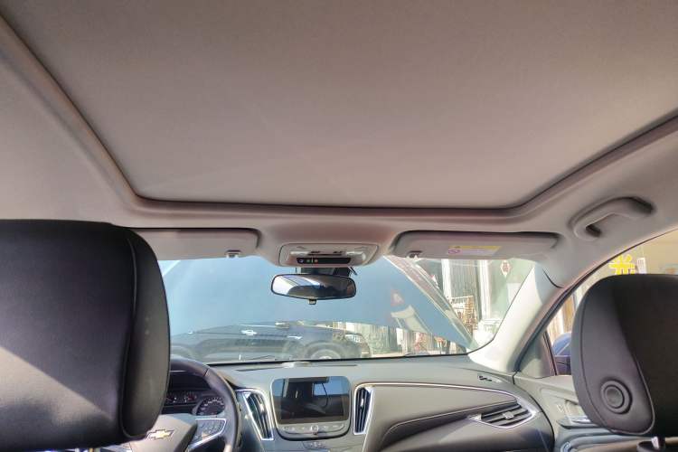 Used Chevrolet Malibu XL 2022 535T Automatic Sport Edition Headliner