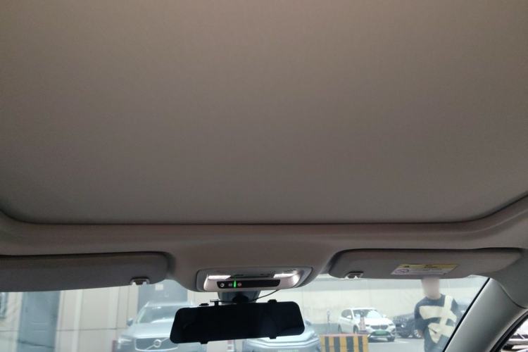 Used Chevrolet Malibu XL 2022 535T Automatic Sport Edition Headliner