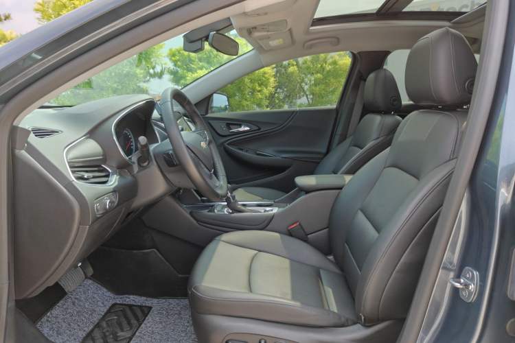 Used Chevrolet Malibu XL 2022 535T Automatic Sport Edition Interior 3