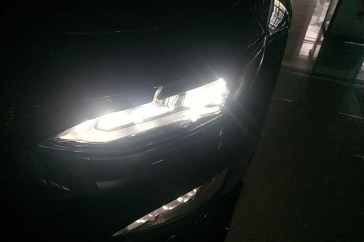 Used Chevrolet Malibu XL 2022 Redline 550T Automatic Smart Edition Left Front Headlight
