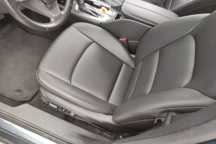 Used Chevrolet Malibu XL 2022 535T Automatic Sport Edition Left Front Seat