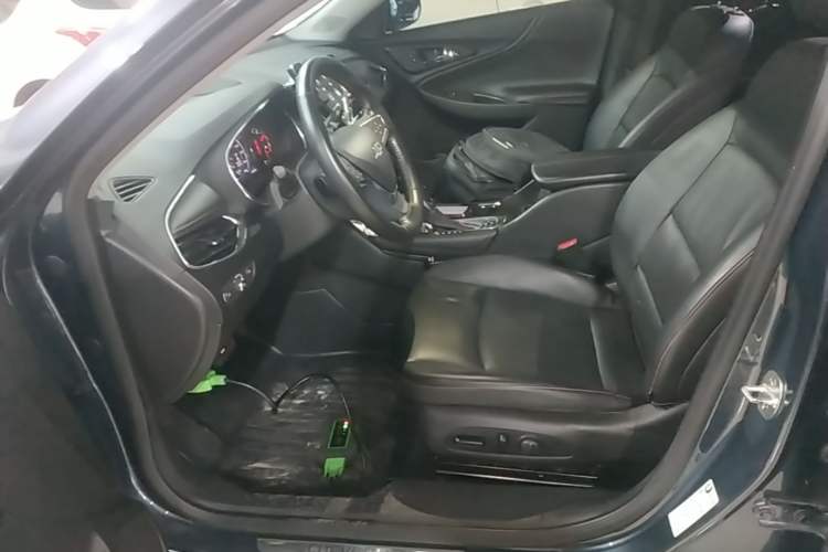 Used Chevrolet Malibu XL 2022 Redline 550T Automatic Smart Edition Left Front Seat
