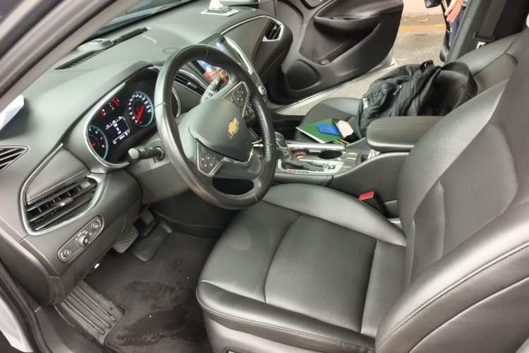 Used Chevrolet Malibu XL 2022 535T Automatic Sport Edition Left Front Seat