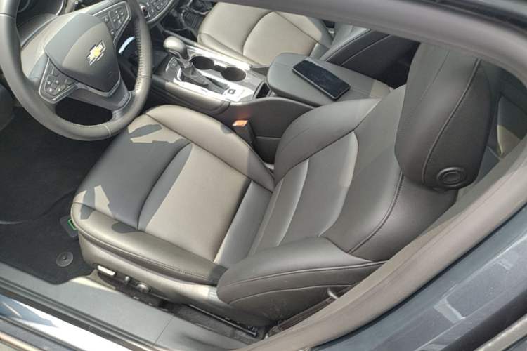 Used Chevrolet Malibu XL 2022 535T Automatic Sport Edition Left Front Seat