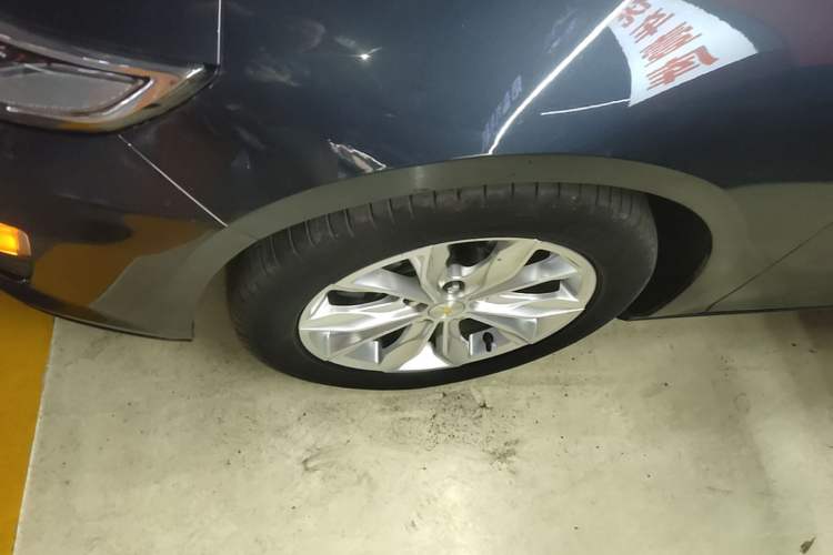 Used Chevrolet Malibu XL 2022 535T Automatic Sport Edition Left Front Wheel Hub